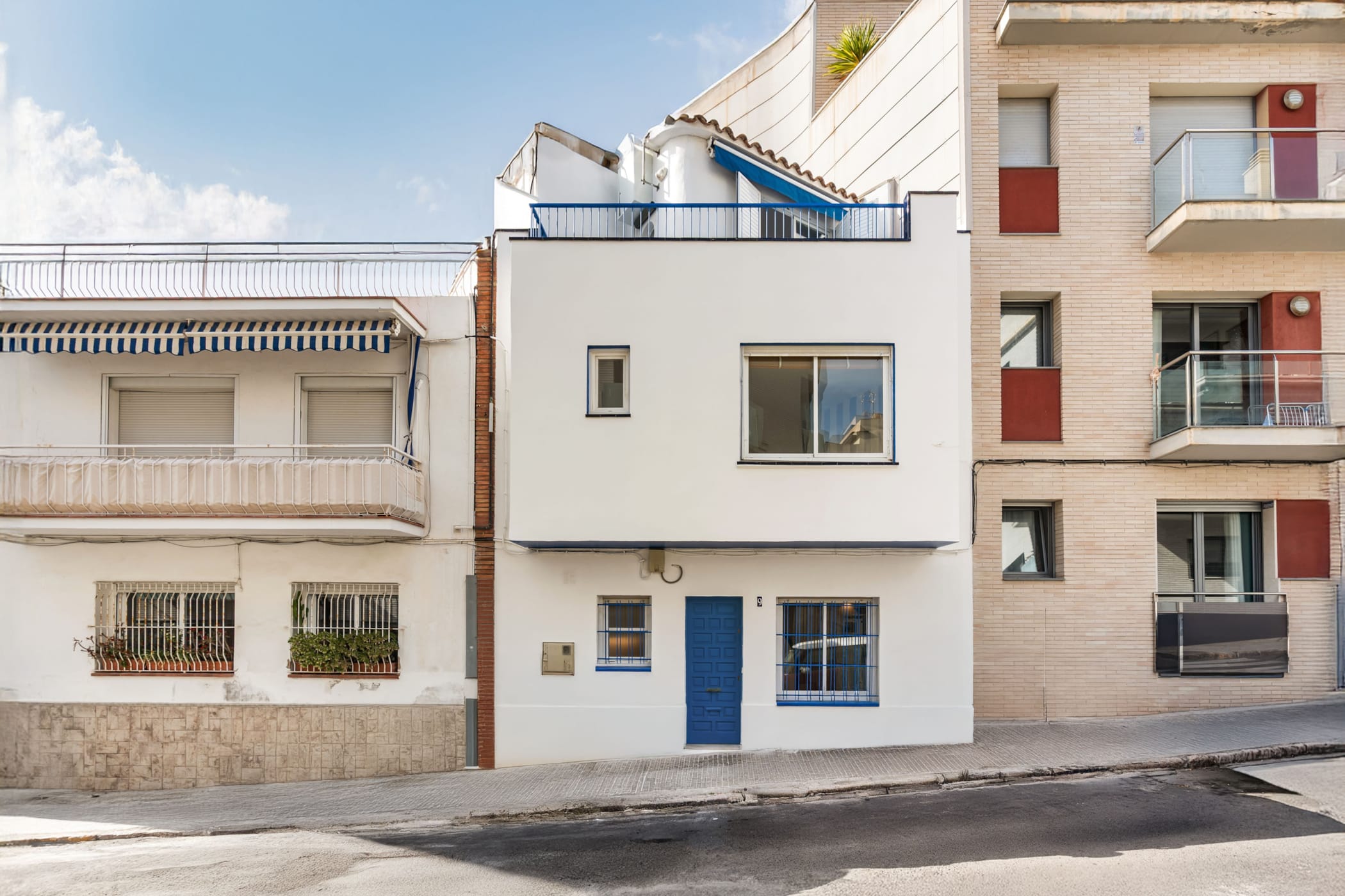 1. Casa