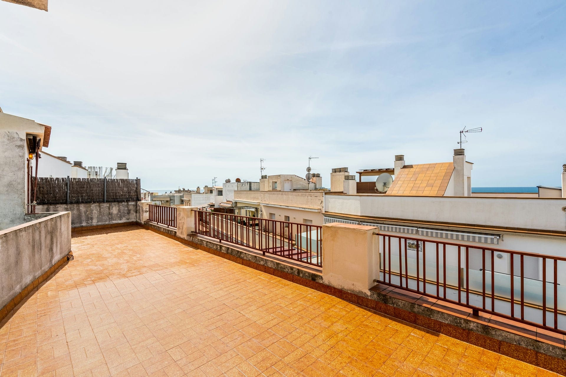 Atico en venta con terraza en Sitges