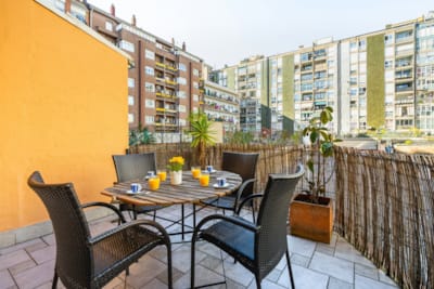 Piso con licencia turística y terraza en el Eixample Barcelona