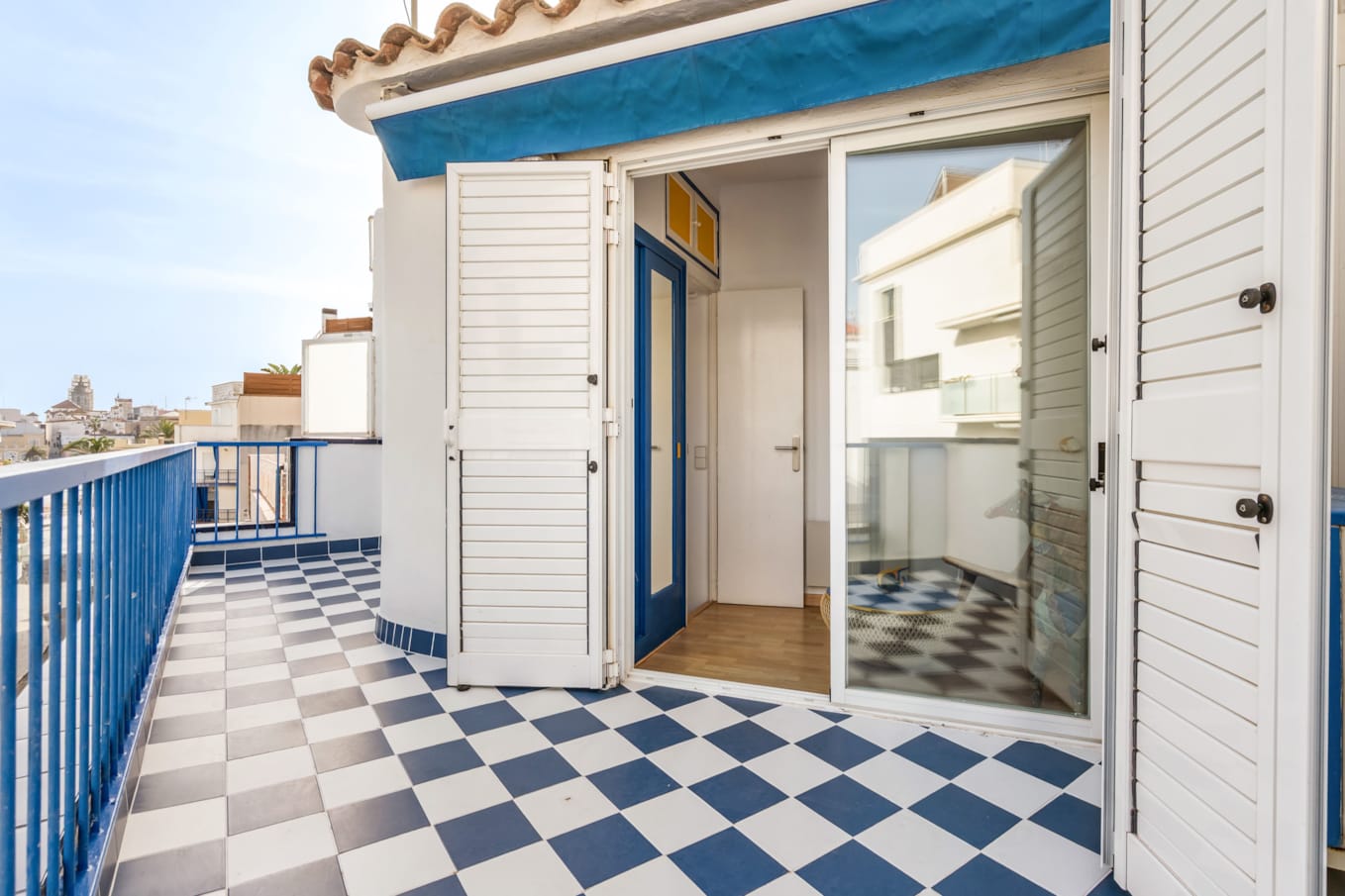 24. Terraza