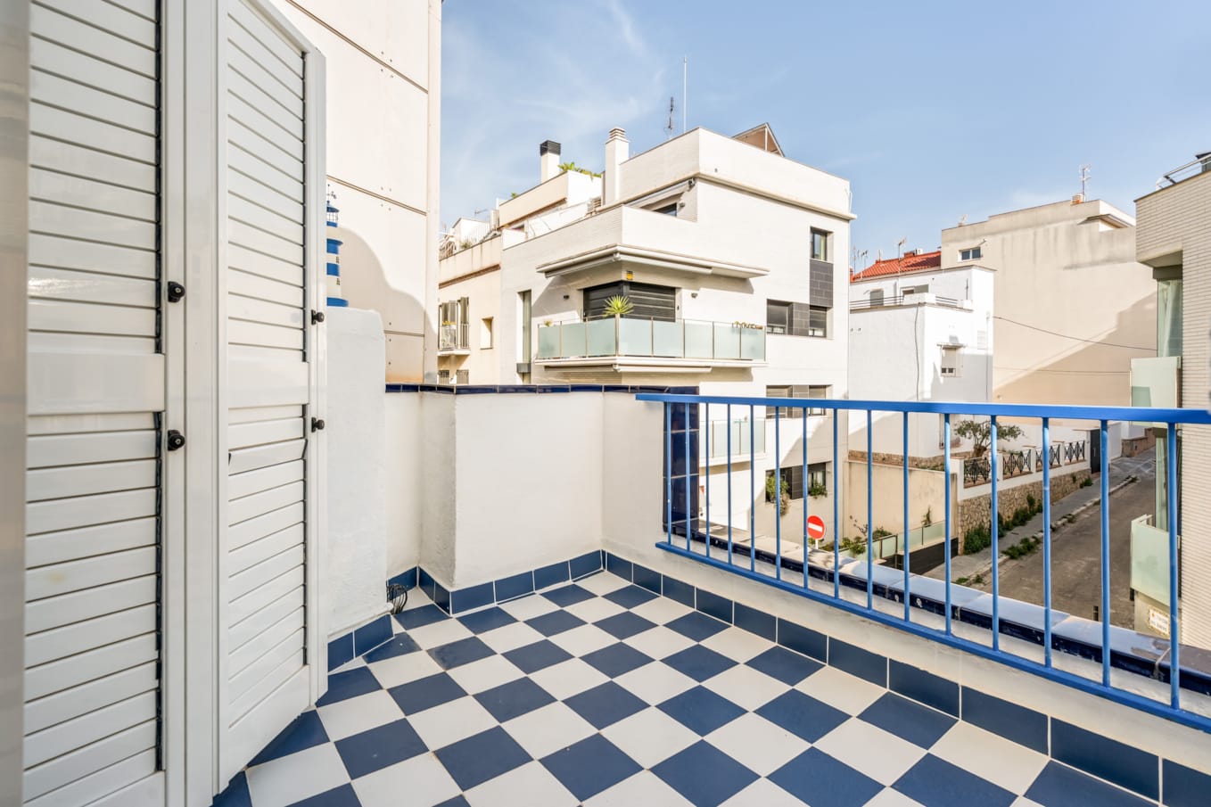 25. Terraza